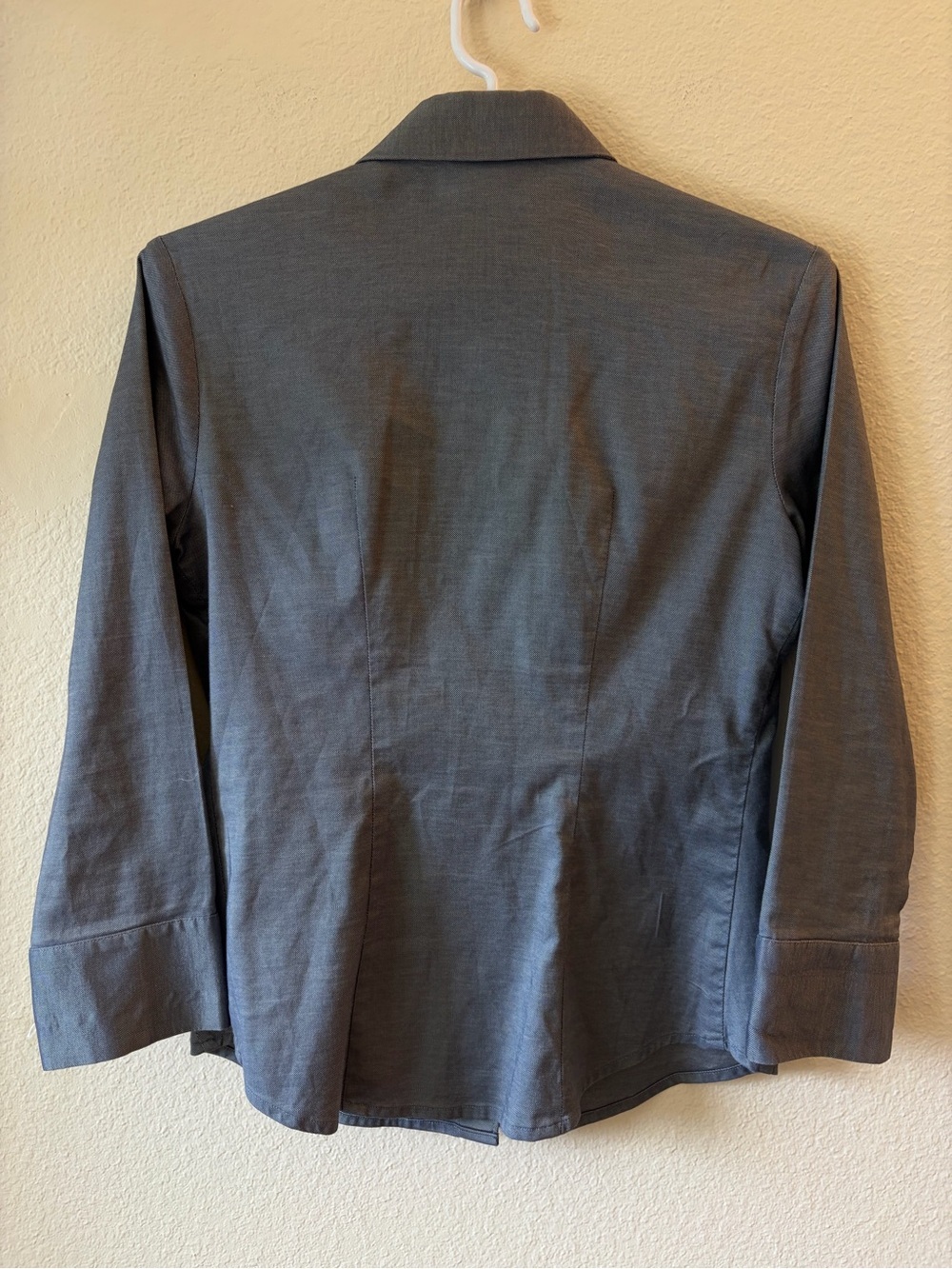 Banana Republic Gray Cotton Button Down Shirt Women’s Long Sleeve Career Office - Picture 3 of 7